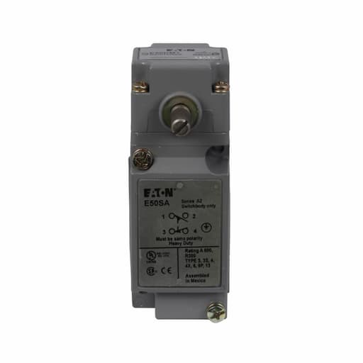 Cutler-Hammer / Eaton - Eaton Electrical E50AM1 240 VAC 10 Amp 1-Pole 1NO 1NC Die-Cast Zinc Maintained Heavy Duty Plug-In Switch