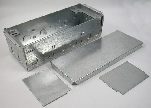 The Wiremold Co - Wiremold 880W3 1/2 x 3/4 x 1" 56/68 In? 3-Gang Steel Floor Box