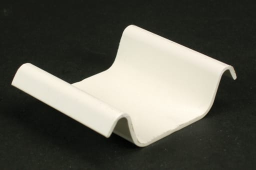 The Wiremold Co - Wiremold 5400TWC 2-5/8 x 2" Ivory Non-Metallic Multiple Channel Raceway Twin Snap Cover Wire Clip