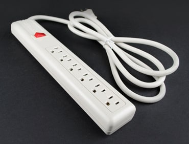 The Wiremold Co - Wiremold P6 6-Outlet Plug Strip w/6ft Cord, Putty White Finish