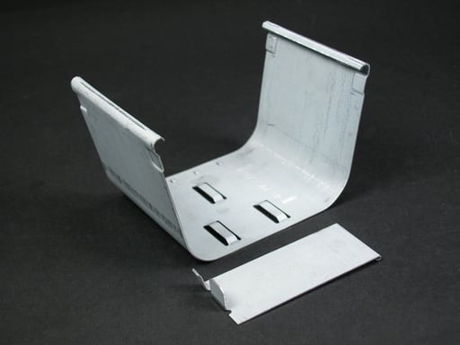 The Wiremold Co - Wiremold G6001DA 3 x 2-3/8" Gray Steel Multiple Channel Raceway Divider Clip