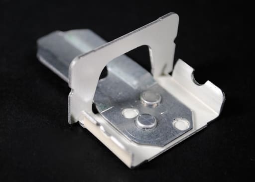 The Wiremold Co - Wiremold V2089E 3/4" Ivory Steel 1-Channel Raceway End Reducing Connector