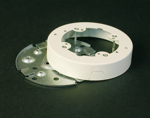 The Wiremold Co - Wiremold 5738AFWH 1" White Steel 1-Channel Raceway Solid Base Fan Box