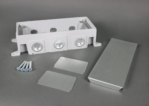The Wiremold Co - Wiremold 880CS3-1 1" 160 In? 3-Gang Cast Iron Floor Box