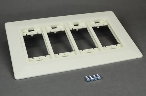 The Wiremold Co - LCAN WSA07-4A WS 4G DEV MTG BKT V