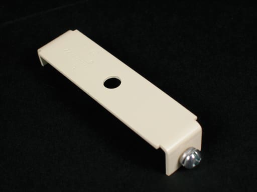 The Wiremold Co - Wiremold V3003 3/4 x 2-13/16 Inch Ivory Steel 1-Channel Raceway Supporting Clip
