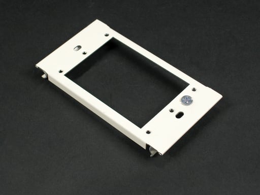 The Wiremold Co - Wiremold G6007C-1 2-1/2" Gray Steel Multiple Channel Raceway 1-Gang Device Plate