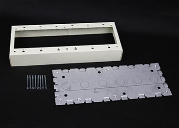The Wiremold Co - Wiremold V5748-6 4-5/8 x 11-31/32 x 1-3/4" Ivory Steel 1-Channel Raceway 6-Gang Switch and Receptacle Box