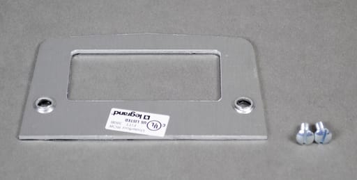 The Wiremold Co - Wiremold 500-GFI 2-5/8 x 4-1/2" Service Fitting GFI Face Plate