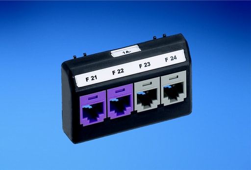 Panduit Corp - PAN UICFFP4WH Faceplate,4Pt,Furnitu
