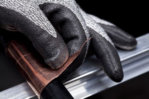3M - 3M CGL-CR Cut Resistant Large Comfort Grip Gloves