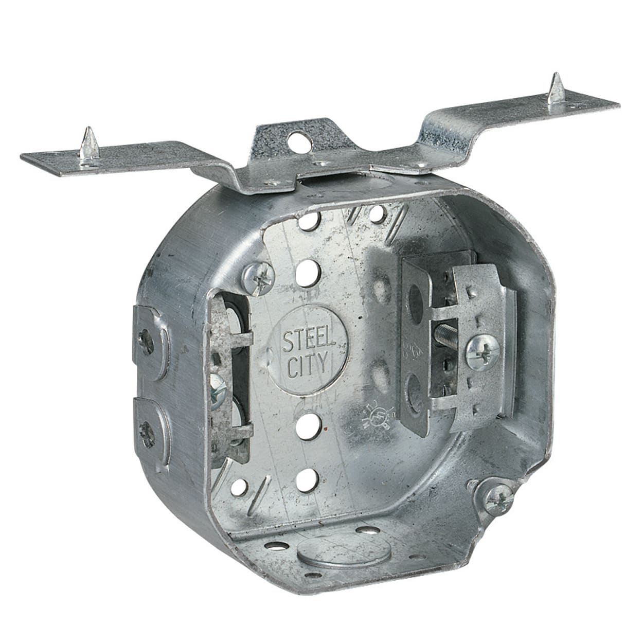 Thomas & Betts Co - Steel City 54151AV-25 4 Inch 15.8cu.in Steel Octagon Box with 1/2 Inch Knockout, Bracket, and Clamp