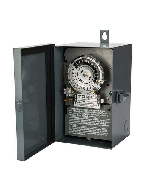NSi - Tork 7302 208/277 VAC 60 Hz 40 Amp NEMA 3 24 Hour Metal 3PST Electromechanical Time Switch