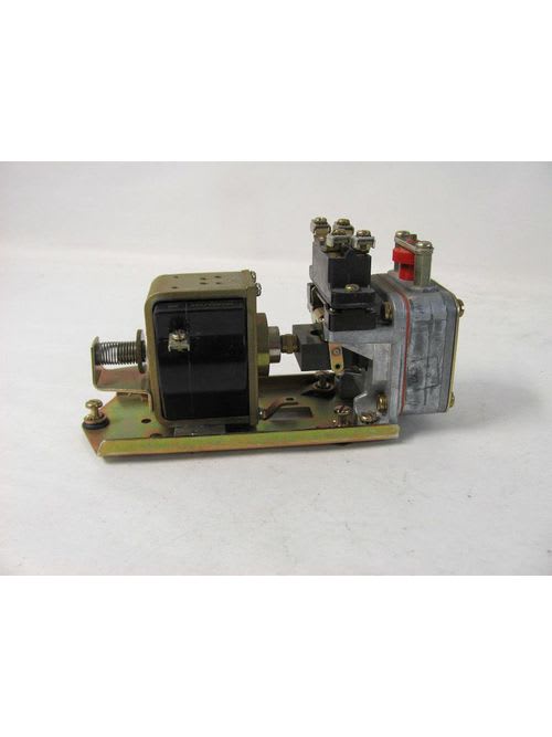 TESENSOR - TEC 9007AO104 600 VAC 15 Amp 1NO 1NC Cast Zinc Heavy Duty Industrial Snap Switch